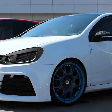 Golf 6 GTI turbo upgrade, K04 turbo kit, hybrid turbocharger, performance intercooler, high-pressure fuel pump, upgraded diverter valve, performance spark plugs, ignition coil upgrade, oil catch can, engine mounts.

