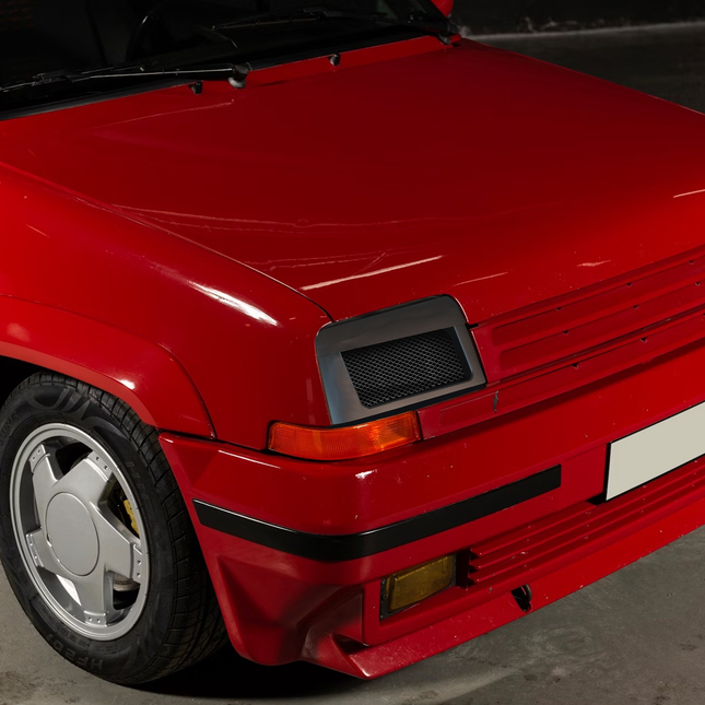 Renault 5 GT Turbo carbon fiber dashboard trim crafted for lightweight durability and premium styling. Enhances the interior look, reduces weight, and adds a motorsport-inspired aesthetic to the cabin of your Renault 5 classic car.