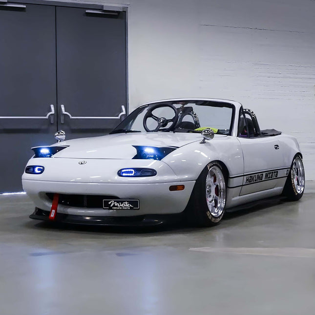 Replace your worn-out Mazda Miata NA convertible soft top with a new OEM or aftermarket option. Improve weather resistance and aesthetics with a high-quality soft top upgrade.

