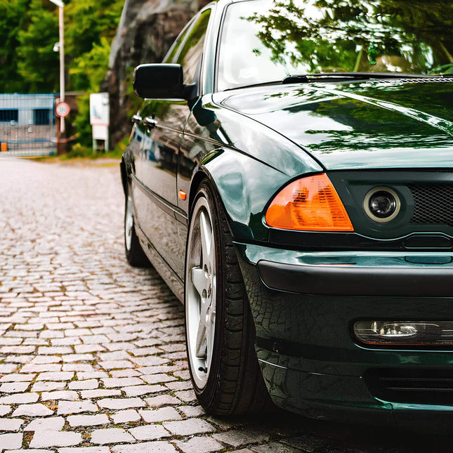 BMW E46 performance camshaft, high-revving engine upgrade, 330i track-spec cam timing enhancement, E46 aggressive valve lift mod, 325i optimized torque delivery, race-ready high-power camshaft, precision performance tuning, improved RPM range.
