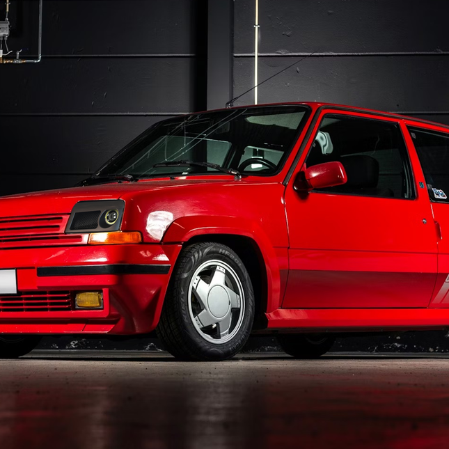 Renault 5 GT Turbo upgraded coil spring suspension kit designed to improve cornering stability, lower ride height, and enhance overall handling. Perfect for classic car enthusiasts seeking a performance-focused yet comfortable driving experience.