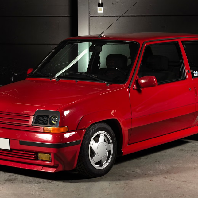 Renault 5 GT Turbo lightweight alloy radiator crafted for superior cooling efficiency. Helps maintain engine temperature under demanding conditions, reduces overheating risk, and provides long-term reliability for performance builds.