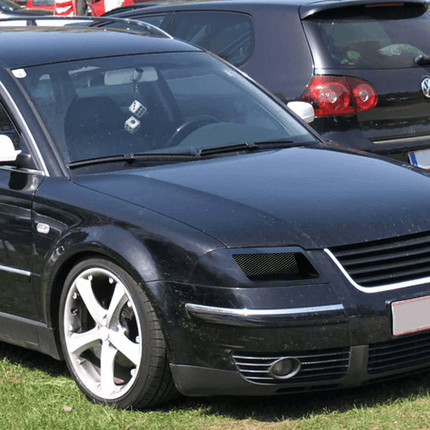 Volkswagen Passat B5 fully adjustable coilover suspension, race-spec dampers, track-optimized ride height tuning, improved cornering stability.

