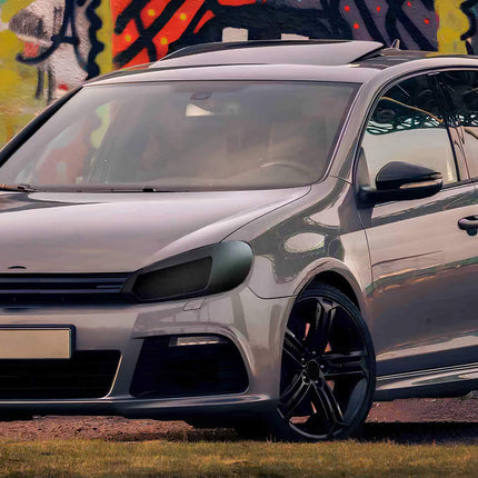 Golf 6 GTI turbo upgrade, K04 turbo kit, hybrid turbocharger, performance intercooler, high-pressure fuel pump, upgraded diverter valve, performance spark plugs, ignition coil upgrade, oil catch can, engine mounts.

