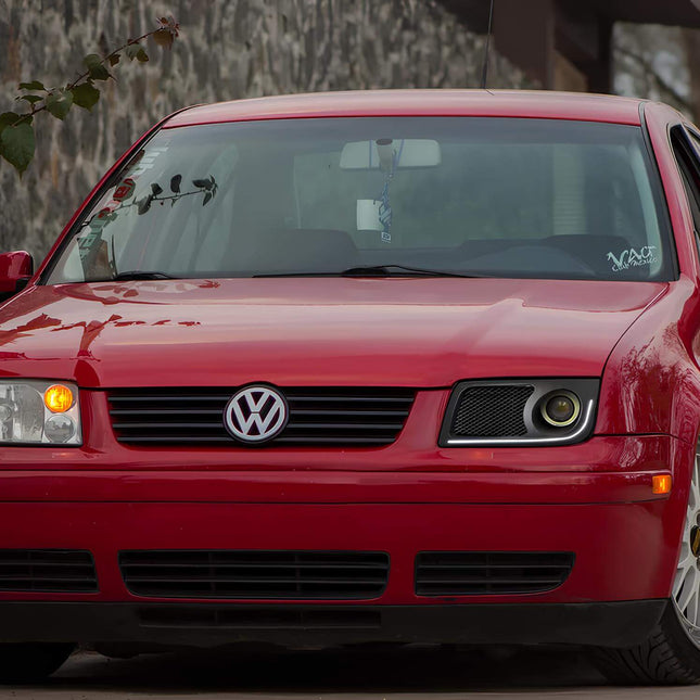 Volkswagen Jetta MK4 polyurethane suspension bushings, reduced drivetrain flex, improved high-speed stability, race-tuned chassis rigidity.

